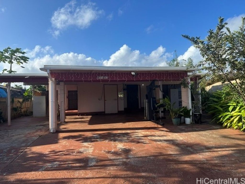 91-811 Apole Place, Ewa Beach, HI 96706