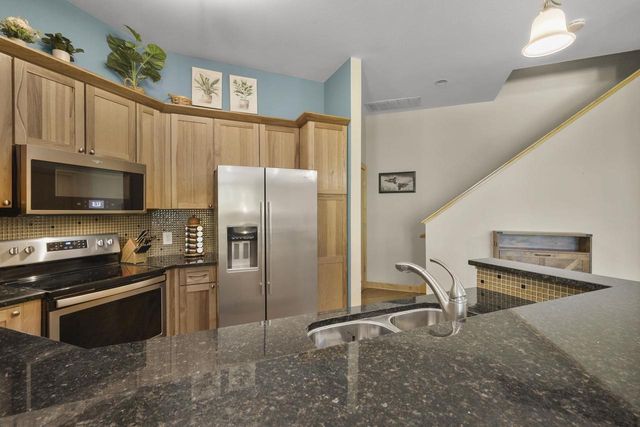 8724 Old Sauk Road, Middleton, WI 53562