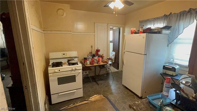 11619 Lenacrave Avenue, Cleveland, OH 44105