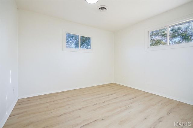 40 Saint Justin Drive, Sauget, IL 62206