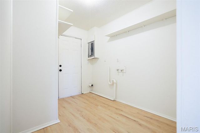 40 Saint Justin Drive, Sauget, IL 62206