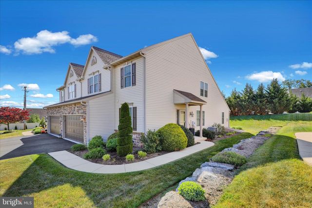 67 REGINA DR, Reading, PA 19608