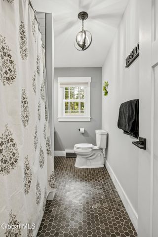 21 Quevic Drive, Saratoga Springs, NY 12866