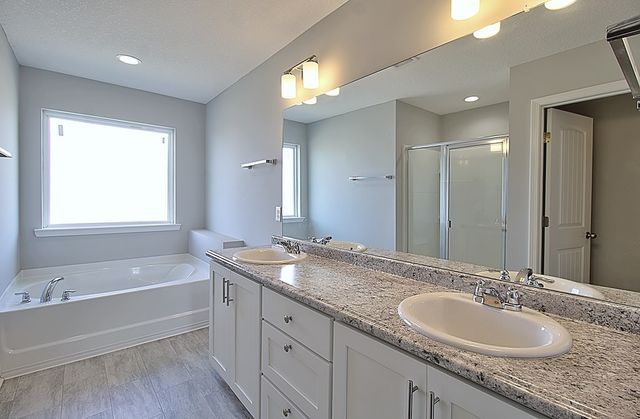 566 Burke Drive, Hinesville, GA 31313