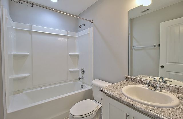 566 Burke Drive, Hinesville, GA 31313