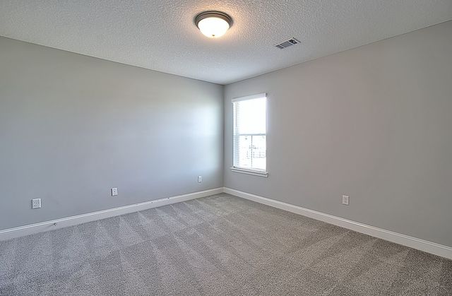 566 Burke Drive, Hinesville, GA 31313