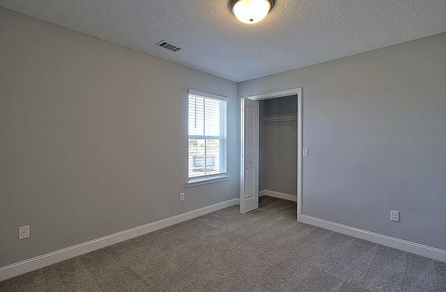 566 Burke Drive, Hinesville, GA 31313