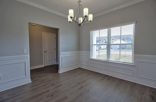 566 Burke Drive, Hinesville, GA 31313