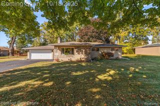 2831 Silverstone Lane, Waterford Charter Township, MI 48329