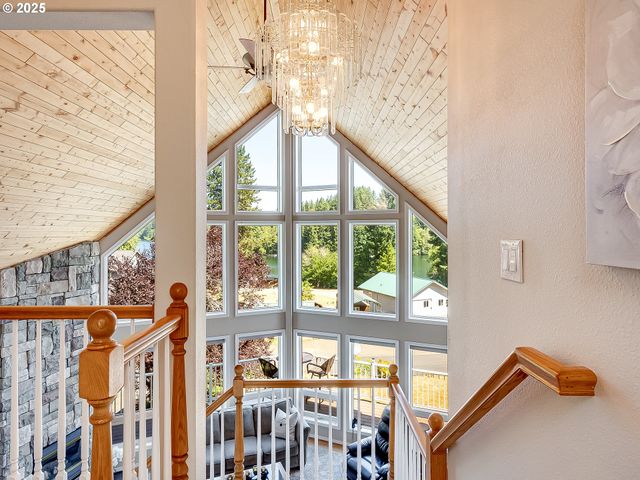 103 LAKESIDE Dr, Mossyrock, WA 98564