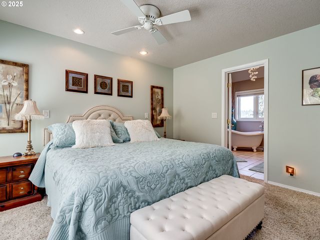 103 LAKESIDE Dr, Mossyrock, WA 98564