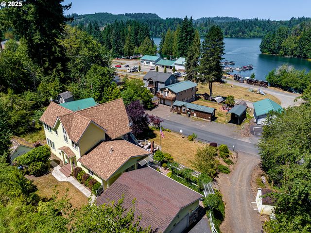 103 LAKESIDE Dr, Mossyrock, WA 98564