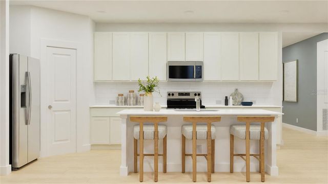 5487 LEWISHAM DRIVE, Davenport, FL 33837