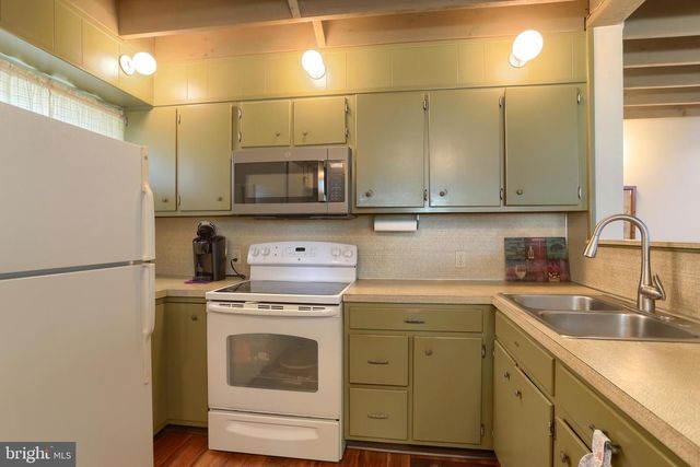 204 OAK ST, Richland, PA 17087
