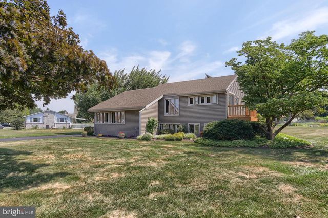 204 OAK ST, Richland, PA 17087