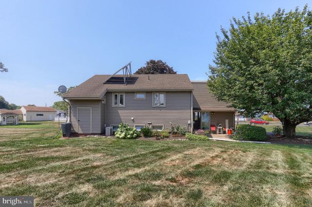 204 OAK ST, Richland, PA 17087