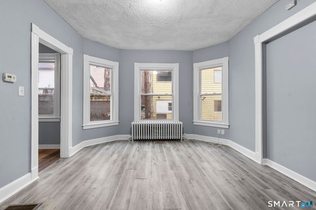 16 Plaza Avenue, Waterbury, CT 06710