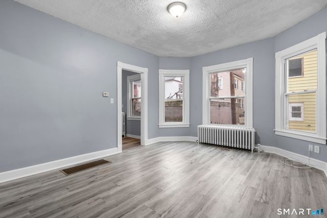 16 Plaza Avenue, Waterbury, CT 06710