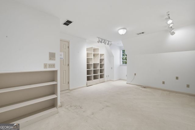 2285 Littlebrooke Trace, Dunwoody, GA 30338