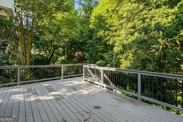 2285 Littlebrooke Trace, Dunwoody, GA 30338