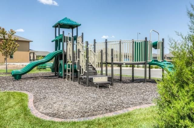 18949 W 193rd Terrace, Spring Hill, KS 66083