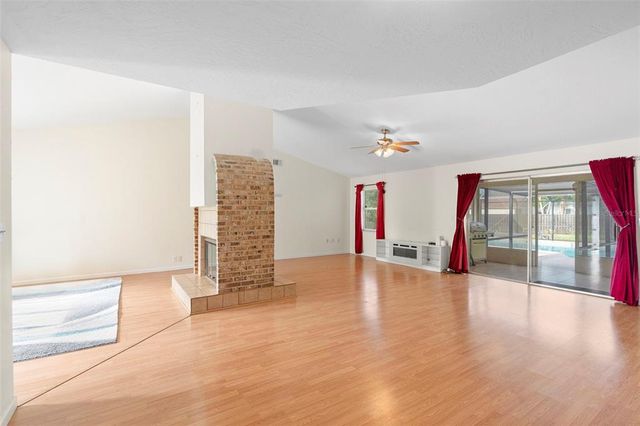 318 PEGGY CIRCLE NE, Palm Bay, FL 32907