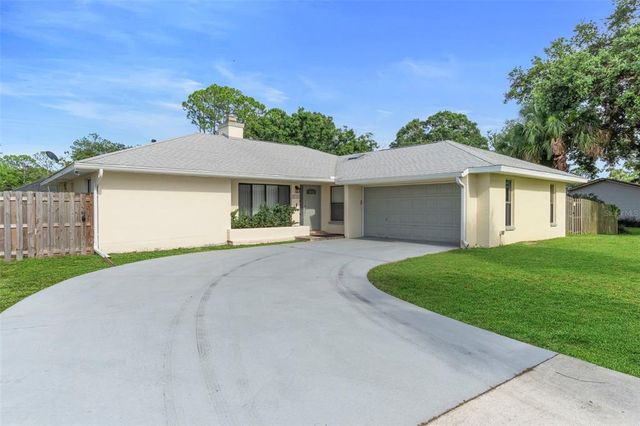 318 PEGGY CIRCLE NE, Palm Bay, FL 32907