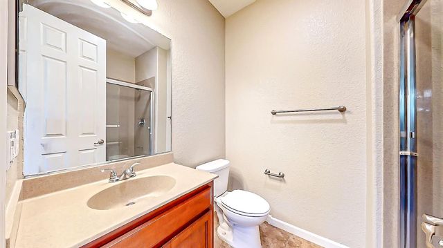 4638 Cherry Blossom Ln, Turlock, CA 95382