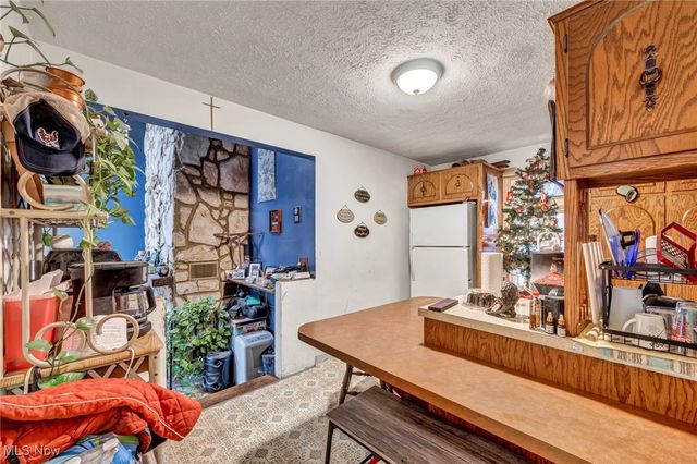 428 Canova Drive, Akron, OH 44319