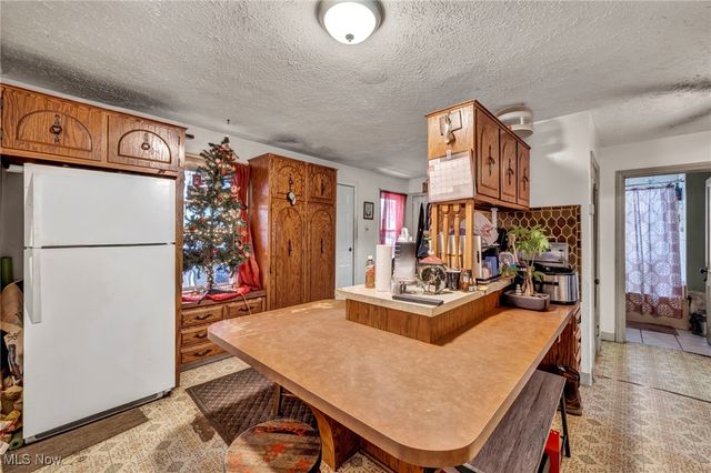 428 Canova Drive, Akron, OH 44319