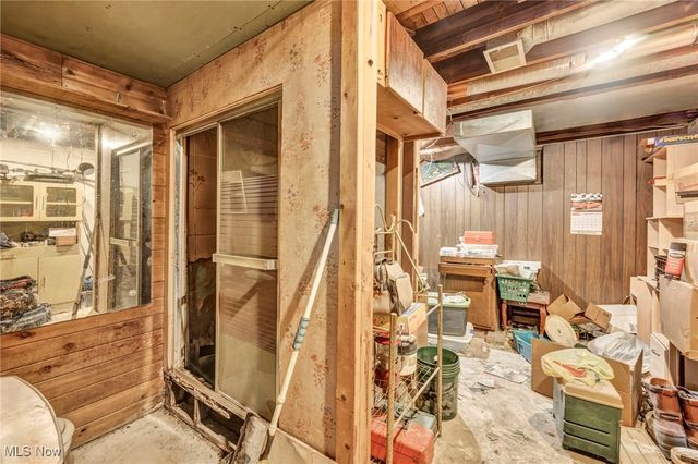 428 Canova Drive, Akron, OH 44319