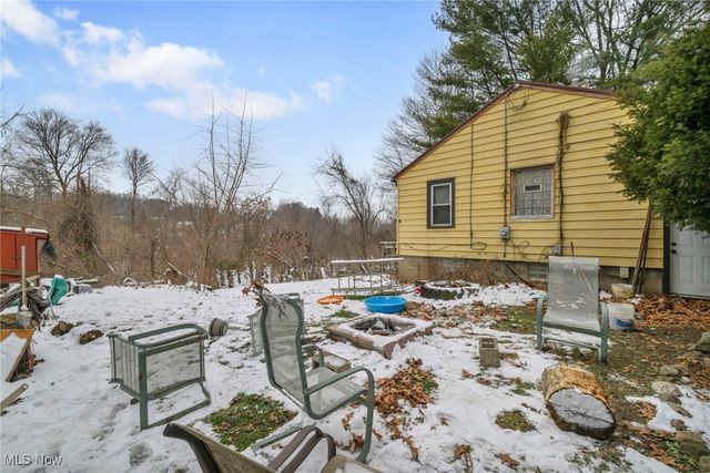 428 Canova Drive, Akron, OH 44319