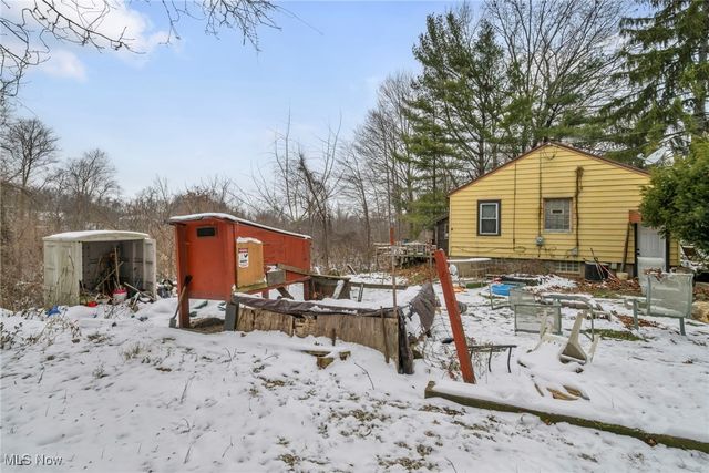 428 Canova Drive, Akron, OH 44319