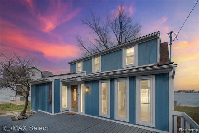 11501 Torrey Road, Fenton, MI 48430