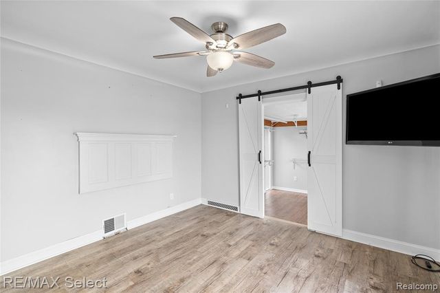 11501 Torrey Road, Fenton, MI 48430