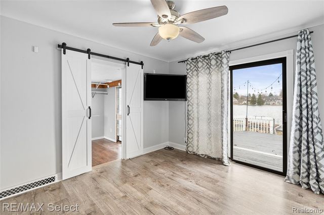 11501 Torrey Road, Fenton, MI 48430