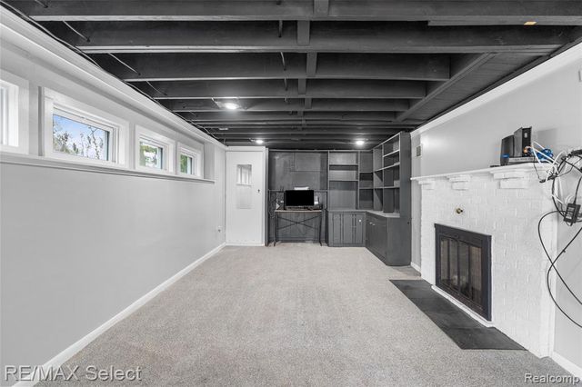 11501 Torrey Road, Fenton, MI 48430