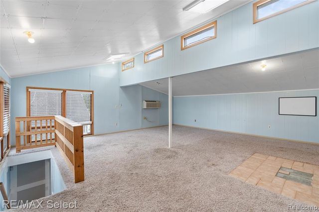 11501 Torrey Road, Fenton, MI 48430