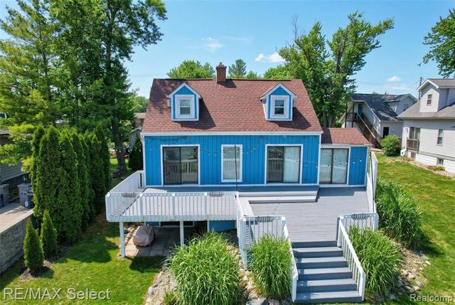 11501 Torrey Road, Fenton, MI 48430