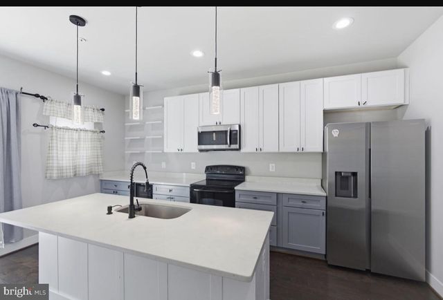 4802 LEROY GORHAM DR, Capitol Heights, MD 20743