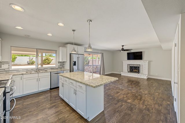 13015 N 49TH Place, Scottsdale, AZ 85254