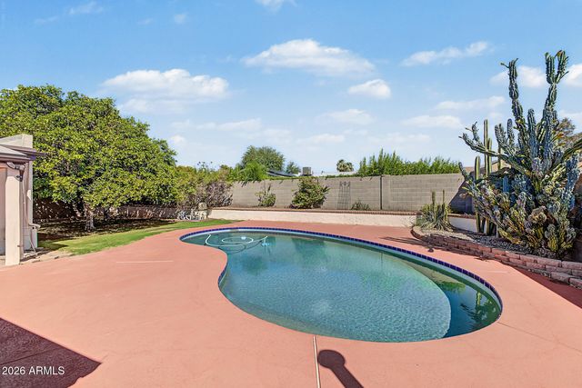 13015 N 49TH Place, Scottsdale, AZ 85254