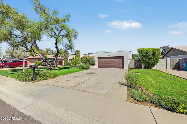 13015 N 49TH Place, Scottsdale, AZ 85254