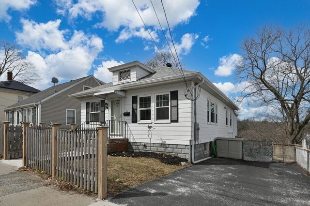 26 Gaston St, Medford, MA 02155