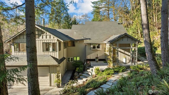 17055 37th Avenue NE, Lake Forest Park, WA 98155