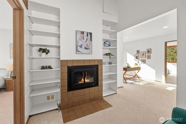 17055 37th Avenue NE, Lake Forest Park, WA 98155