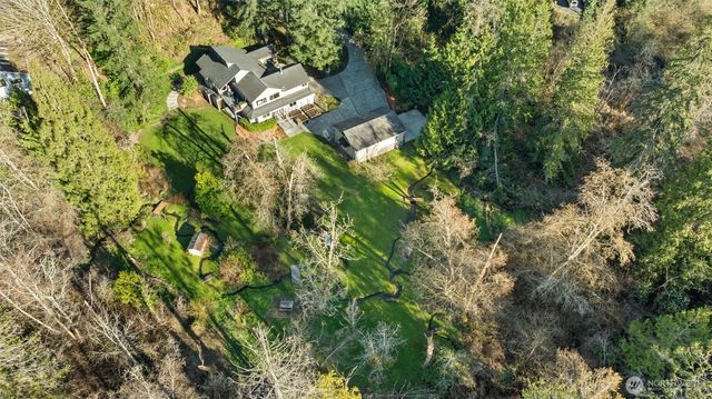 17055 37th Avenue NE, Lake Forest Park, WA 98155