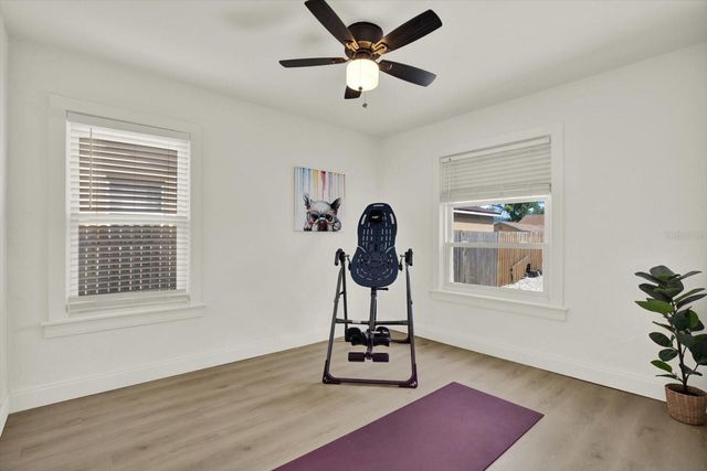4828 6TH AVENUE S, St Petersburg, FL 33711