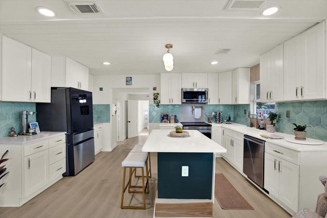 4828 6TH AVENUE S, St Petersburg, FL 33711