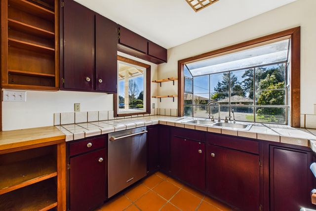 1754 Virginia Way, Arcata, CA 95521